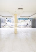 Spacious Ground Showroom with Mezzanine for Rent - ShowRoom in Ras Abu Aboud