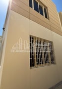 Modern 5-BR Villa: Sleek and Stylish Residence - Villa in Al Ebb