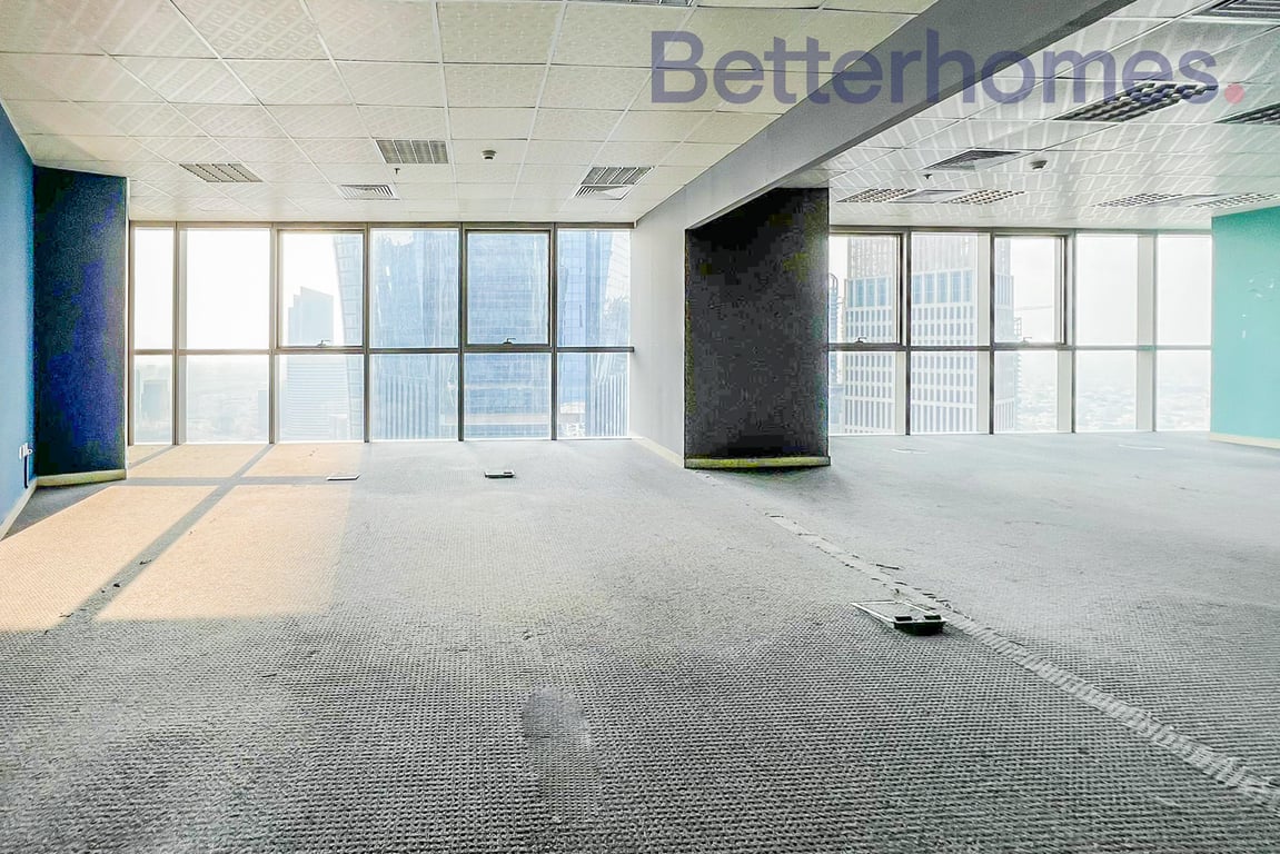 Semi Fitted Office Space For Rent in Westbay - Office in Palm Tower B
