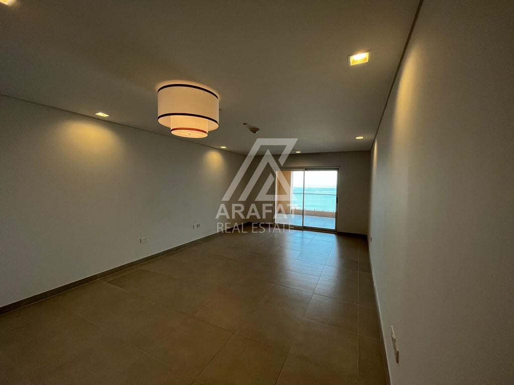 Lavishly Semi Furnished Studio In Pearl W Balcony - Apartment in Viva Bahriyah