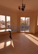 Beautiful 3 Bedrooms Apartment Within A Compound - Apartment in Bu Hamour Street