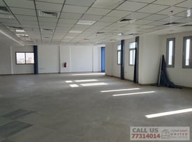 New Fitted Office - al Muntazah 2 month free - Office in Al Muntazah Street