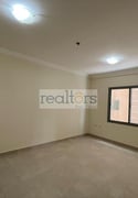 Big Living Room for a 3 Bedroom Apartment in Najma - Apartment in Najma Street