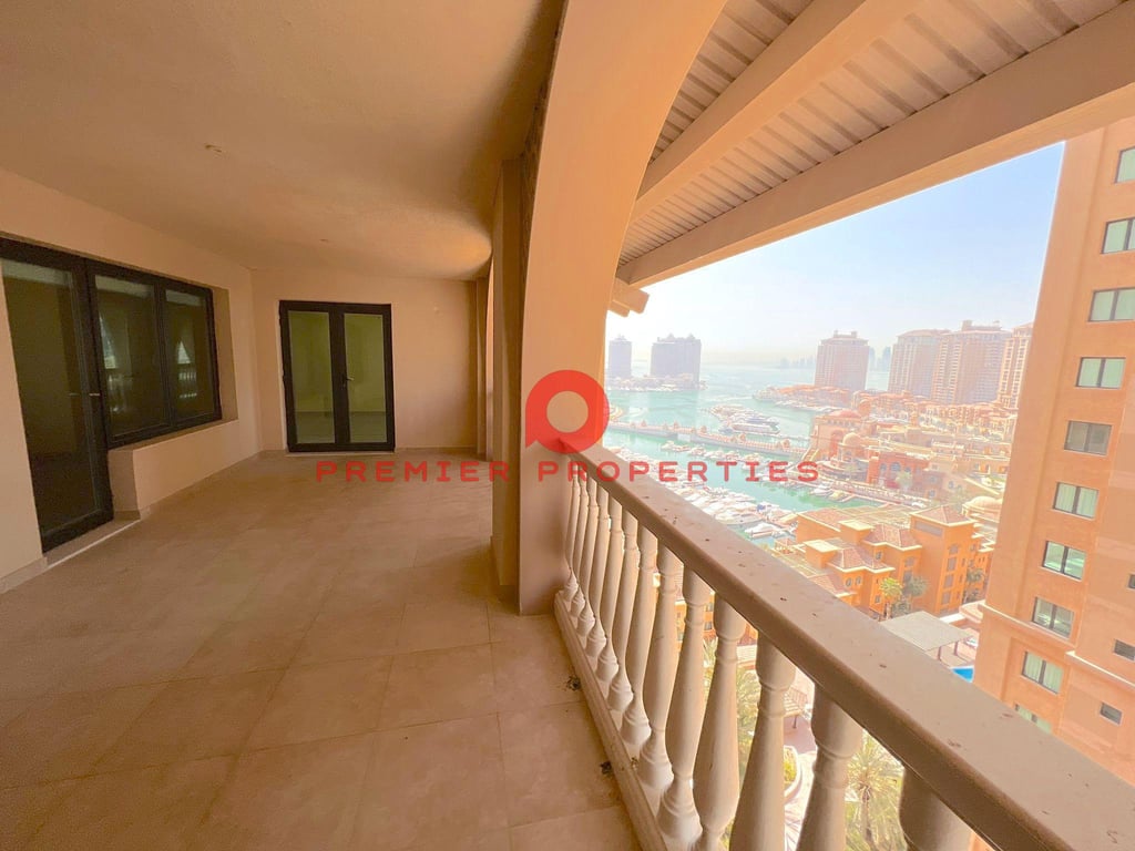 Spacious Semi-Furnished 2 BHK With Large Balcony - Apartment in Porto Arabia