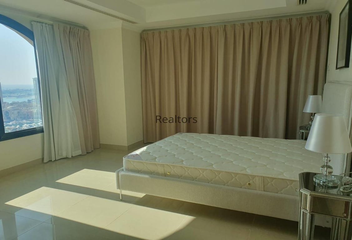 Large 3 Beds + Maid Fully Furnished Marina View - Apartment in West Porto Drive