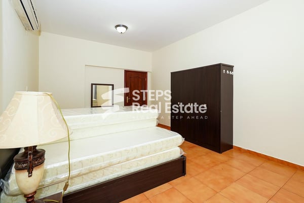 Spacious 2BHK Apartment for Rent in Old Salata - Apartment in Al Khayareen Tower