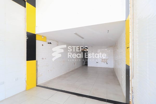 Shop Space for Car Services for Rent in Abu Hamour - Shop in Bu Hamour Street