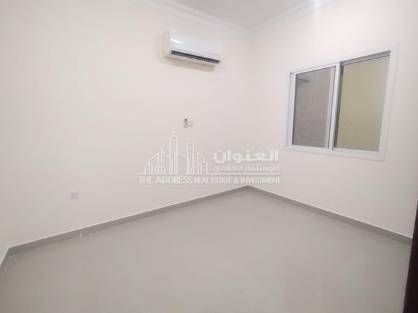 Affordable 2 Bedrooms Near Al Ahli Hospital - Apartment in Tariq Street