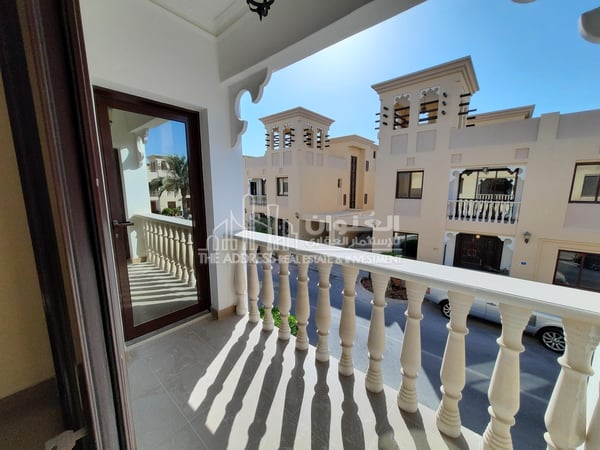 Modern 6-Master Bedroom Villa in Prime location - Villa in Al Waab