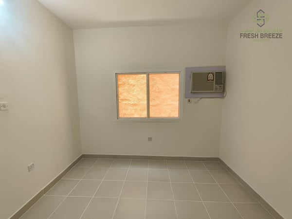 Spacious 2Bhk in MUNGLINHA Area - Apartment in Umm Ghuwailina