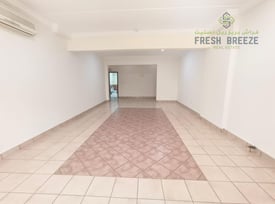 Spacious 2BHK Un Furnished For Family Prime Location - Apartment in Umm Ghuwalina