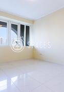 No Agency Fee and QC Incl 3 Bdm Apt with Balcony - Apartment in Viva East