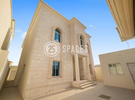 Spacious New Stand Alone Triplex 6 Bedroom Villa - Villa in Umm Salal Ali