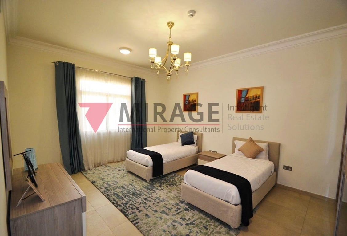 3 Bedroom Room Villa Near Villagio Mall - Villa in Aspire Zone
