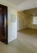 With Month Free, Grand 5 Bedroom Villa in Compound - Villa in Old Airport Road