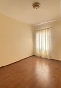 Compound villa 3 bedroom + 1 Maid room. - Villa in Umm Al Seneem Street
