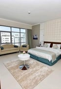 Luxury studio@ corniche+ free housekeeping - Studio Apartment in Musheireb Tower