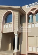Standalone Villa + Maid + Private Pool - Villa in Al Duhail South