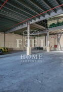 LABOUR ACCOMODATION + STORE✅ | BUILDING✅ - Whole Building in Industrial Area