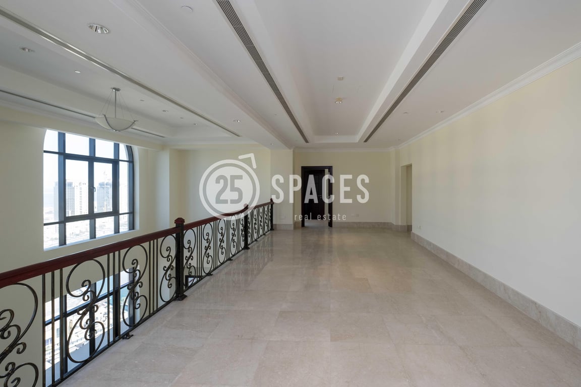 Five Bedroom Penthouse in Porto Marina View. - Penthouse in East Porto Drive
