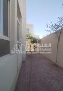 Standalone Villa - UF 6 Master Bedrooms - Villa in Al Hanaa Street