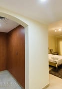 Master Bedroom + Balcony | 1 Bedroom Apartment - Apartment in Tower 10