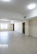 SEMI-FURNISHED 3BR NEAR METRO STATION - Apartment in Najma Street