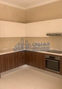 Luxurious 4 Bedrooms+Maid Compound Villa. - Villa in Al Hanaa Street