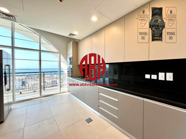 STUNNING SEA VIEW | NEWLY 3 BDR + MAID PENTHOUSE - Penthouse in The Garden