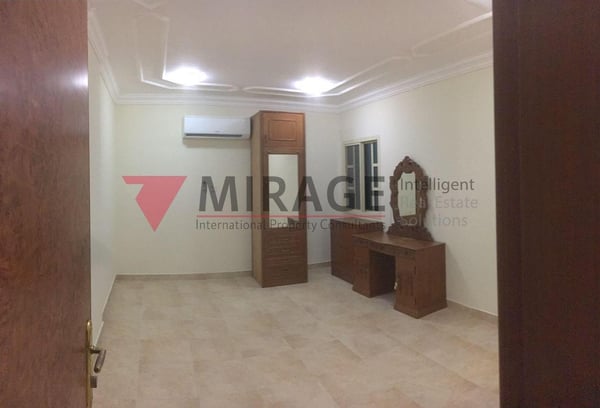 Centrally Located| 2 BR Spacious Apt| Close to Metro - Apartment in Al Mansoura