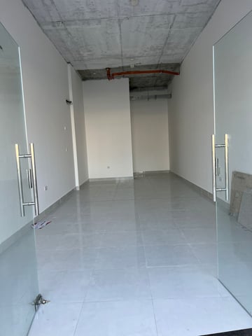 Don't miss Brand New Shop available for Rent - Shop in Regus