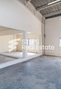 1800-SQM Plastic Factory w/ 5 Rooms - Warehouse in Industrial Area