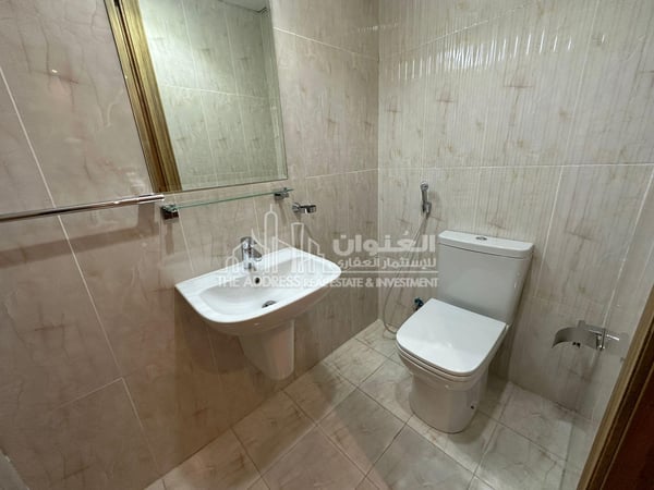 STYLISH AND MODERN 1BHK WITH BALCONY INC BILLS - Apartment in Al Kinana Street