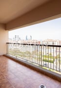 Two Bdm Apt with Balcony in Porto - Apartment in East Porto Drive