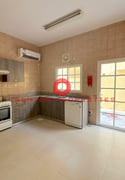 Prime location! 4 Bedroom, Great amenities - Villa in Al Waab Street