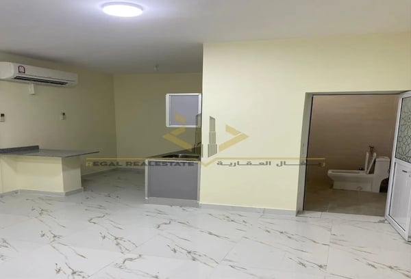 Studio in Al Dfnah with Pool for only 3200 - Studio Apartment in Al Dafna