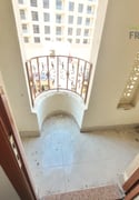 Bachelor's Flat with Balcony Near Al Ghanim - Apartment in Old Al Ghanim