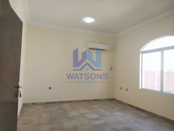 SPACIOUS 6BR ATTACHED VILLA - MATAR QADEEM - Villa in Old Airport Road