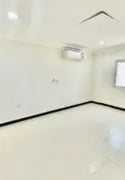 SPACIOUS APARTMENT AVAILABLE IN MUNTAZA - Apartment in Al Muntazah Street