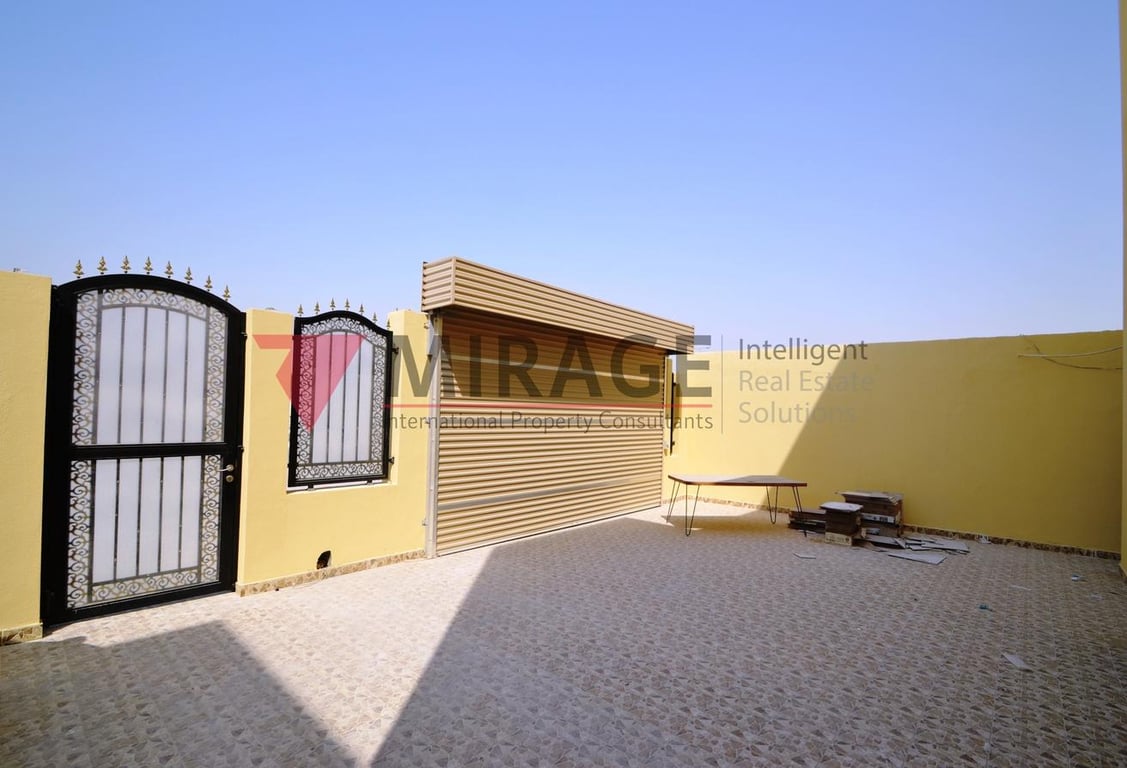 Brand new 5-bed services villa in Al Nuaim