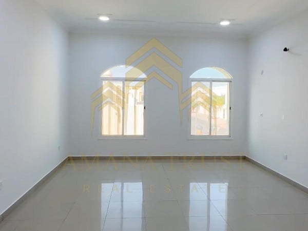 Unfurnished Standalone Villa with Private Parking - Apartment in Al Thumama