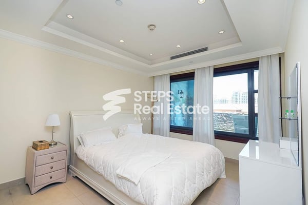 Vast Airy & well-lit 2BR Townhouse | The Pearl - Townhouse in Viva West