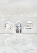 9BHK Villa for Sale w/ Indoor & Outdoor Majlis - Villa in Umm Al Seneem Street