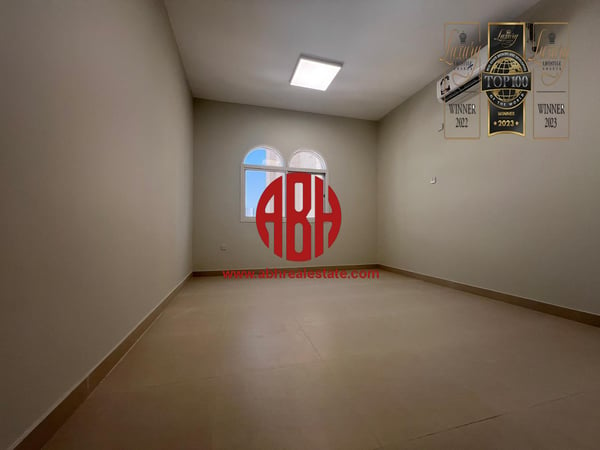 BRAND NEW | CLASSIC 2 BEDROOM | 1 MONTH FREE - Apartment in Al Khair Tower