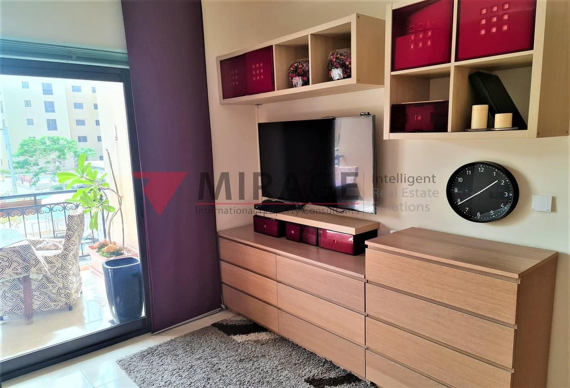3 Bedroom Apartment| Fully Furnished | With Balcony