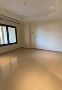Spacious 1-bedroom with Office Space located in Porto Arabia, - Apartment in Porto Arabia
