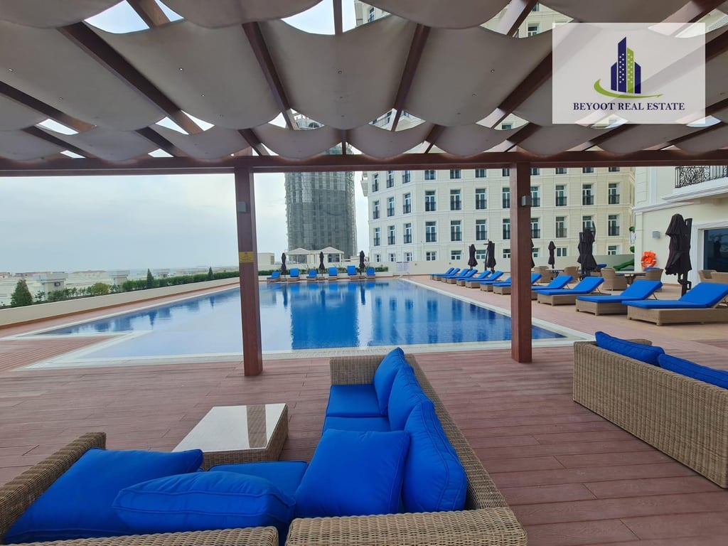 Brand New Luxury 2 BHK FF Pool Gym Sea View - Apartment in Viva Bahriyah