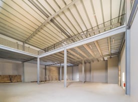 Food Store with Office and Rooms for Sale - Warehouse in East Industrial Street