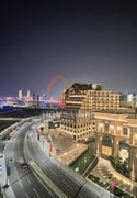 Luxurious 2BHK Aprt for Sale | Vendom Mall View - Apartment in Qatar Entertainment City