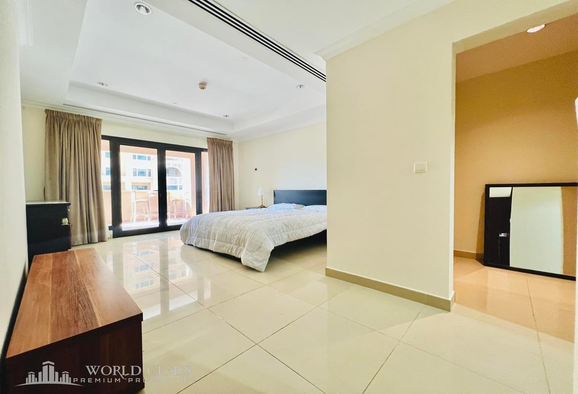 1 BR FF With Tow Balcony | Marina & City View - Apartment in West Porto Drive